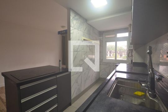 Cozinha de apartamento à venda com 2 quartos, 60m² em Glória, Porto Alegre