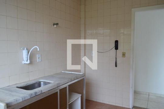 Cozinha de apartamento à venda com 2 quartos, 68m² em Taquara, Rio de Janeiro