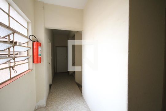 Hall de Entrada de apartamento à venda com 2 quartos, 48m² em Cambuci, São Paulo