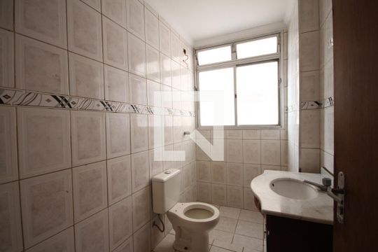 Banheiro de apartamento à venda com 2 quartos, 48m² em Cambuci, São Paulo