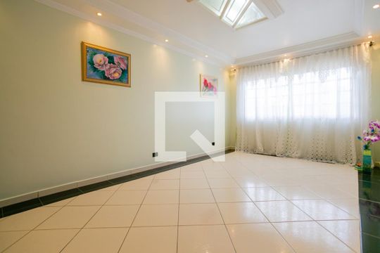 Casa à venda com 3 quartos, 170m² em Vila Pereira Cerca, São Paulo