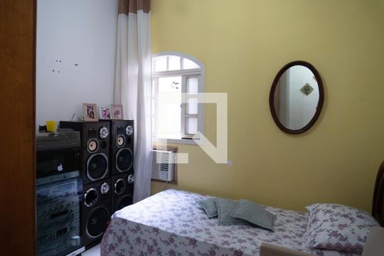Quarto 2 de casa à venda com 2 quartos, 50m² em Gamboa, Rio de Janeiro