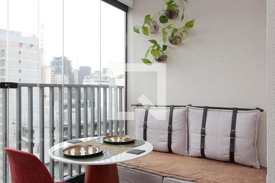 Varanda de kitnet/studio à venda com 0 quarto, 25m² em Bela Vista, São Paulo