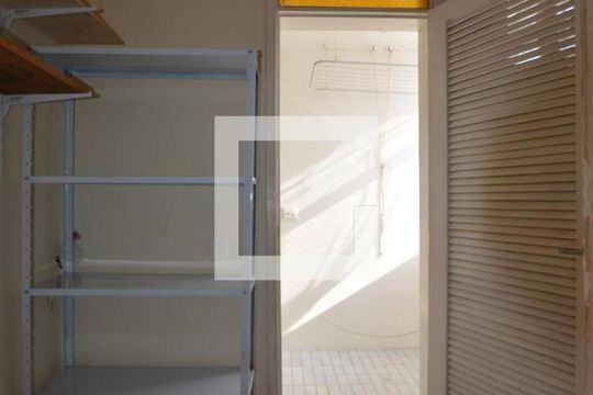 Quarto de Serviço de apartamento para alugar com 2 quartos, 60m² em Praça Seca, Rio de Janeiro