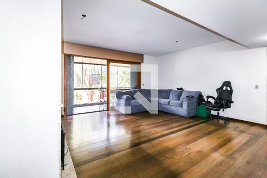 Apartamento à venda com 3 quartos, 167m² em Petrópolis, Porto Alegre