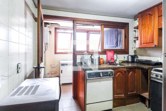 Cozinha de apartamento à venda com 3 quartos, 167m² em Petrópolis, Porto Alegre
