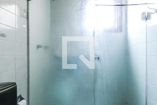 Banheiro de apartamento à venda com 3 quartos, 167m² em Petrópolis, Porto Alegre