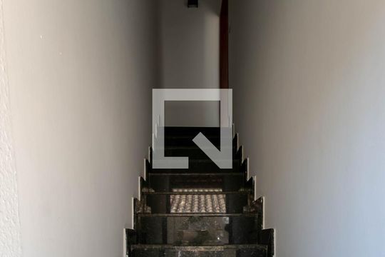 Entrada de apartamento para alugar com 2 quartos, 120m² em Castelo, Belo Horizonte