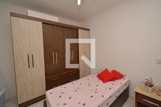 Quarto 1 de casa à venda com 4 quartos, 101m² em Jardim Terezopolis, Guarulhos