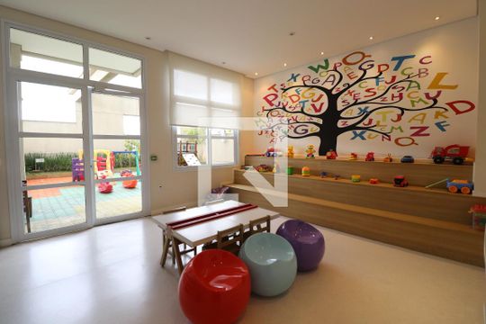 Área comum de apartamento para alugar com 2 quartos, 56m² em Jardim Flor da Montanha, Guarulhos