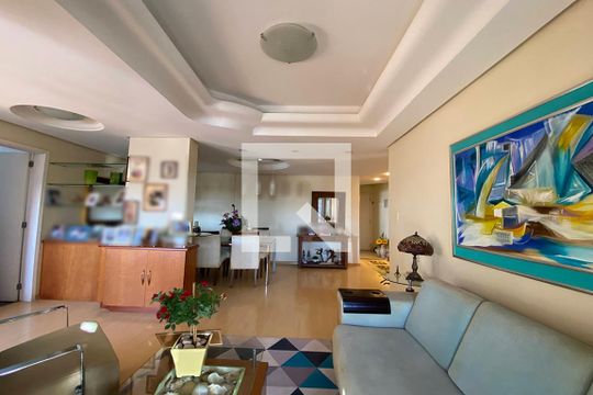 Sala de Estar de apartamento à venda com 3 quartos, 170m² em Centro, São Leopoldo