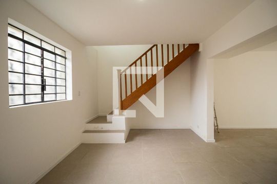 Sala de casa à venda com 2 quartos, 70m² em Ipiranga, São Paulo