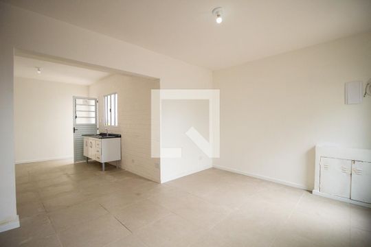 Sala de casa à venda com 2 quartos, 70m² em Ipiranga, São Paulo