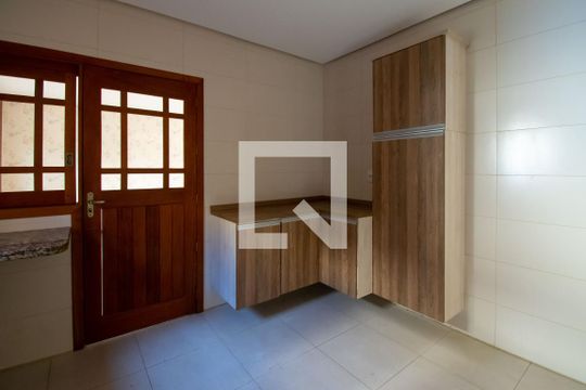 Cozinha de casa à venda com 5 quartos, 234m² em Chapeu do Sol, Porto Alegre