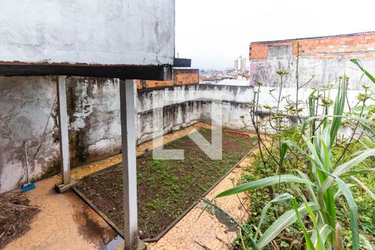 Quintal de casa à venda com 3 quartos, 400m² em São João Climaco, São Paulo