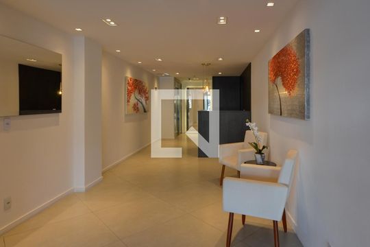 Hall de apartamento à venda com 2 quartos, 72m² em Recreio dos Bandeirantes, Rio de Janeiro