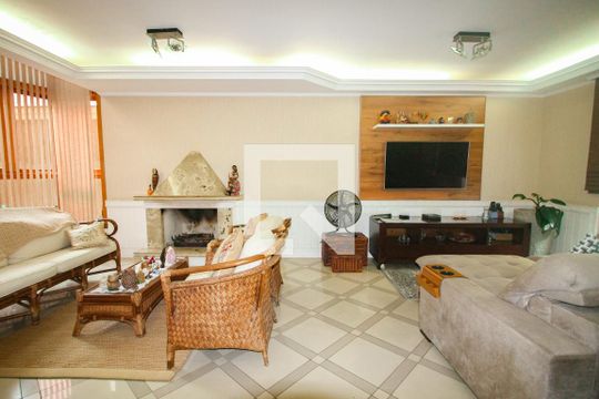 Sala de casa à venda com 3 quartos, 430m² em Conjunto Residencial Santa Terezinha, São Paulo