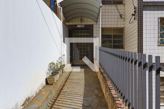 Hall de Entrada de apartamento à venda com 3 quartos, 95m² em Serra, Belo Horizonte