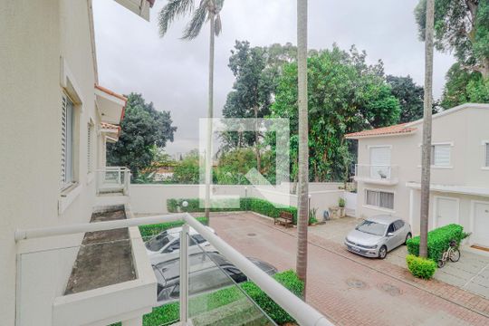 Vista da Suíte 3 de casa de condomínio para alugar com 4 quartos, 144m² em Socorro, São Paulo