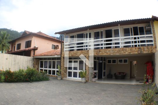 Fachada de casa de condomínio à venda com 3 quartos, 603m² em Taquara, Rio de Janeiro
