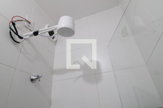 Banheiro de apartamento para alugar com 2 quartos, 34m² em Jurubatuba, São Paulo