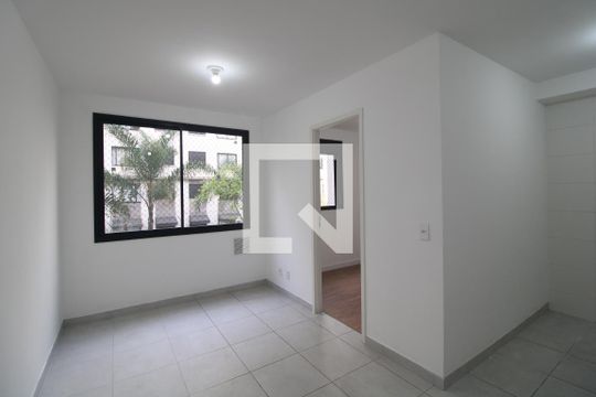 Apartamento para alugar com 2 quartos, 34m² em Jurubatuba, São Paulo