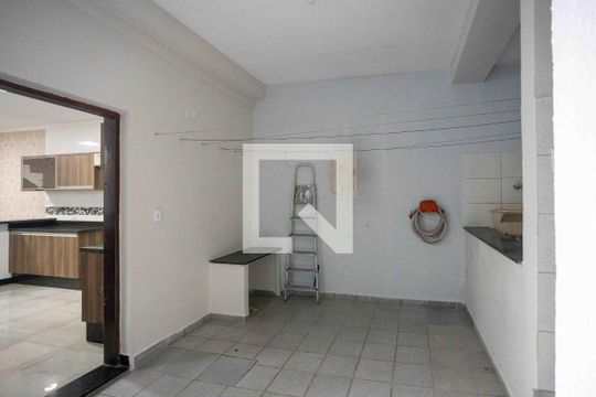 Área comum de casa à venda com 3 quartos, 173m² em Piraporinha, Diadema