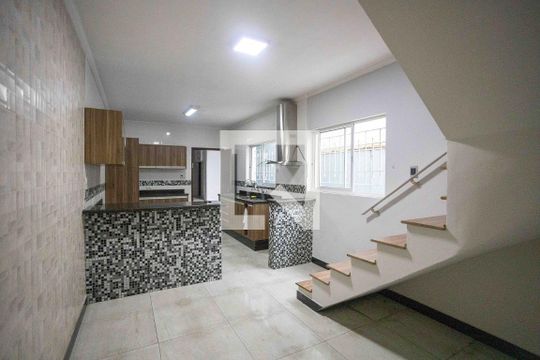 Sala de Jantar de casa à venda com 3 quartos, 173m² em Piraporinha, Diadema