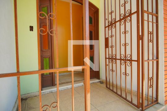 Hall de entrada de casa à venda com 3 quartos, 253m² em Jardim Carvalho, Porto Alegre