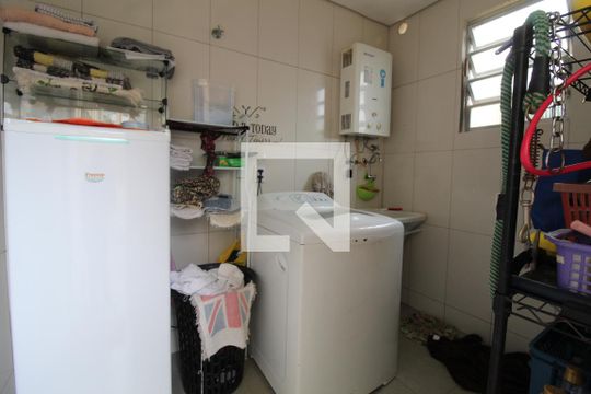 Lavanderia de casa para alugar com 5 quartos, 200m² em Centro Histórico, Canoas