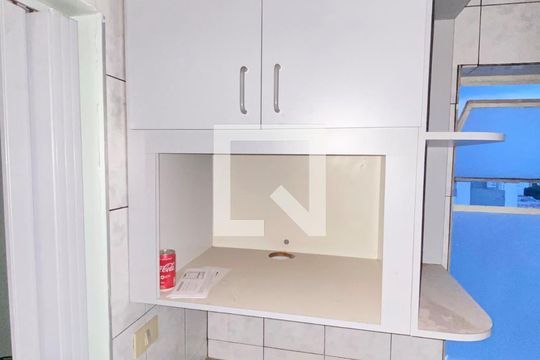 Cozinha e Área de Serviço de apartamento para alugar com 2 quartos, 60m² em Centro, Guarulhos