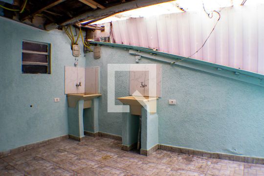 Área de Serviço de casa para alugar com 1 quarto, 26m² em Vila Campestre, São Paulo