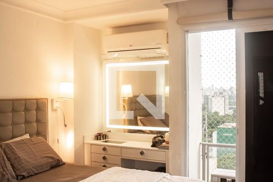 Suíte de apartamento para alugar com 2 quartos, 153m² em Vila Clementino, São Paulo