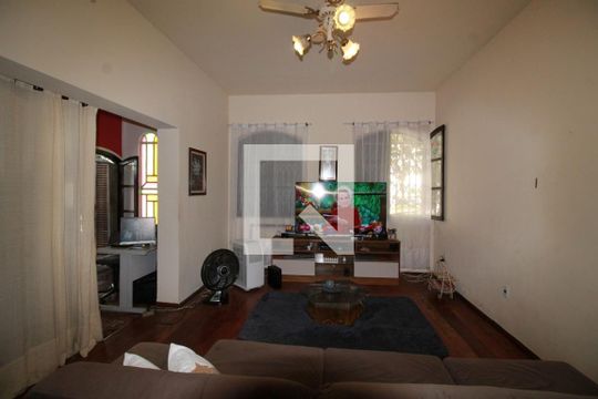 Casa à venda com 5 quartos, 450m² em Méier, Rio de Janeiro