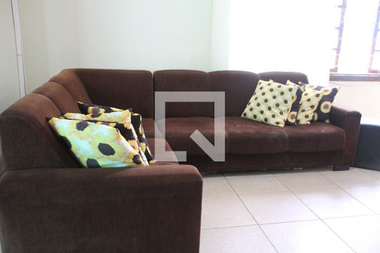 Sala de casa à venda com 4 quartos, 350m² em Itaquera, São Paulo
