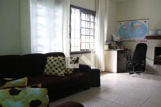 Sala de casa à venda com 4 quartos, 350m² em Itaquera, São Paulo