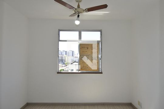 Apartamento à venda com 3 quartos, 58m² em Todos Os Santos, Rio de Janeiro