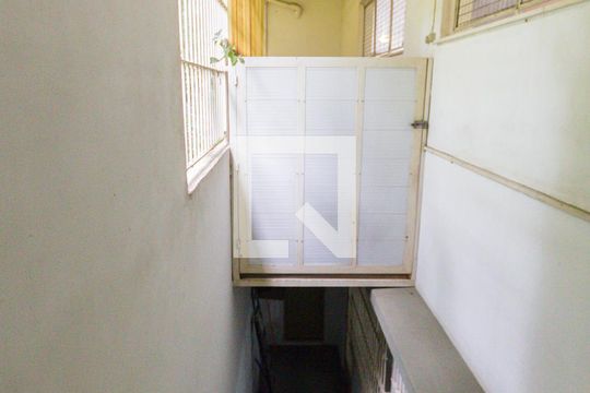 Acesso - Cozinha de casa para alugar com 1 quarto, 500m² em Freguesia de Jacarepaguá, Rio de Janeiro
