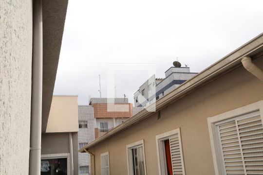 Sala vista de casa para alugar com 2 quartos, 53m² em Caiçara, Praia Grande