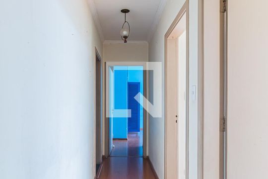 Corredor de apartamento à venda com 3 quartos, 205m² em Centro, Santo André