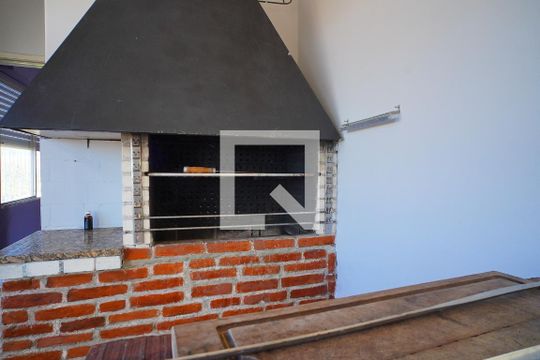  Churrasqueira de casa à venda com 3 quartos, 185m² em Cavalhada, Porto Alegre
