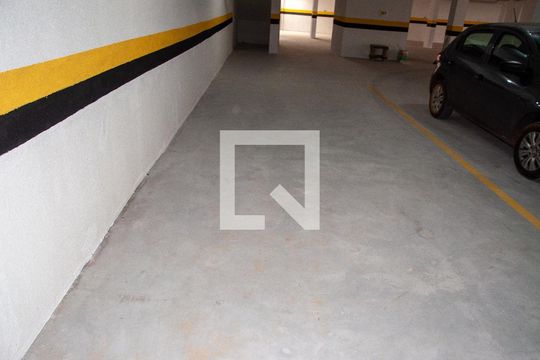 Garagem de apartamento para alugar com 2 quartos, 58m² em Riacho das Pedras, Contagem