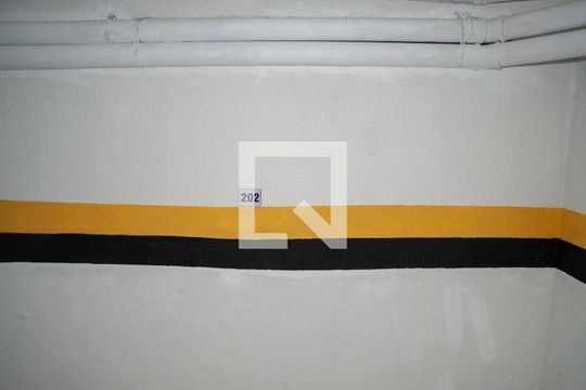 Garagem de apartamento para alugar com 2 quartos, 58m² em Riacho das Pedras, Contagem