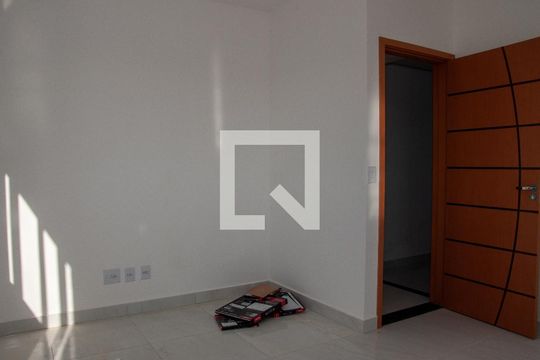Sala de apartamento para alugar com 2 quartos, 58m² em Riacho das Pedras, Contagem
