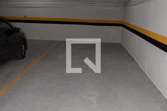 Garagem de apartamento para alugar com 2 quartos, 58m² em Riacho das Pedras, Contagem