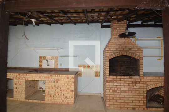 Quintal - Churrasqueira de casa à venda com 4 quartos, 319m² em Vila Valqueire, Rio de Janeiro