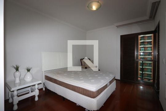 Suíte Master de apartamento à venda com 4 quartos, 180m² em Jardim Vila Mariana, São Paulo