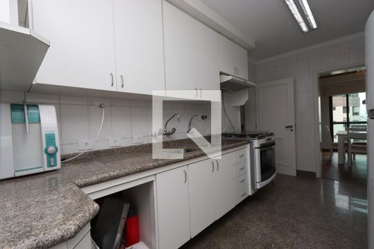 Cozinha de apartamento à venda com 4 quartos, 180m² em Jardim Vila Mariana, São Paulo