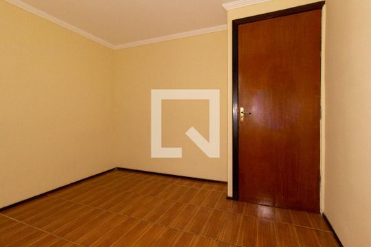 Quarto 1 de apartamento para alugar com 2 quartos, 60m² em Rebouças, Curitiba