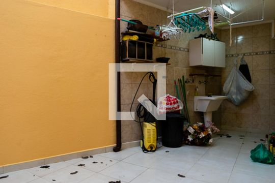 Área de serviço de casa para alugar com 3 quartos, 120m² em Jardim São José (zona Norte), São Paulo